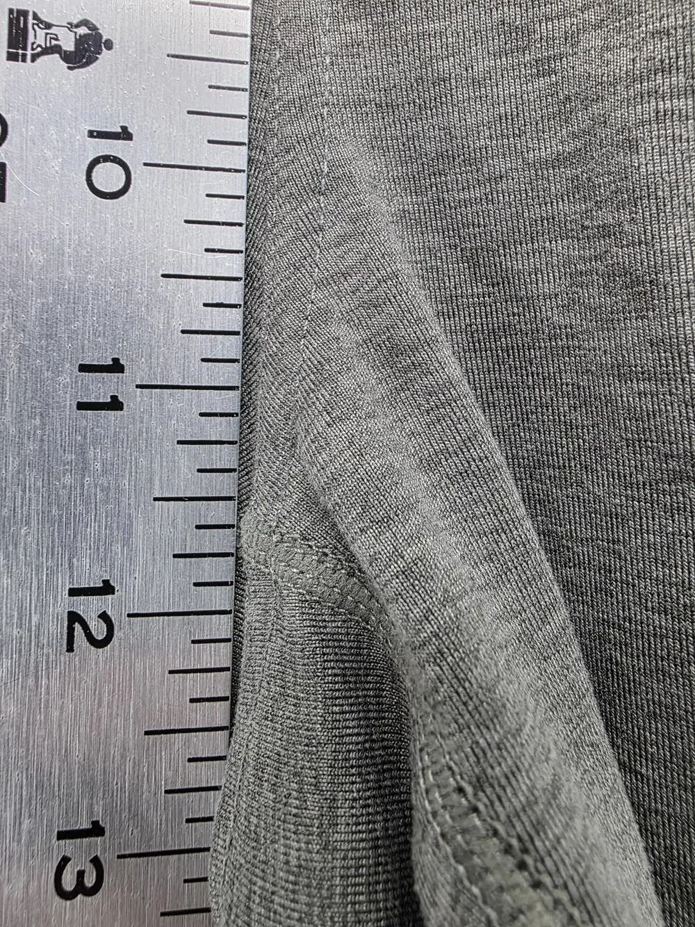 Vuori type pants